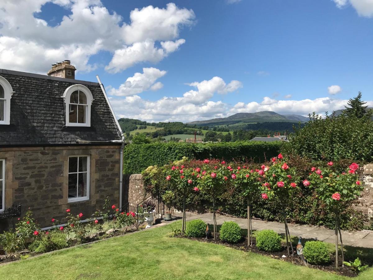 Leven House Bed And Breakfast Crieff Zewnętrze zdjęcie