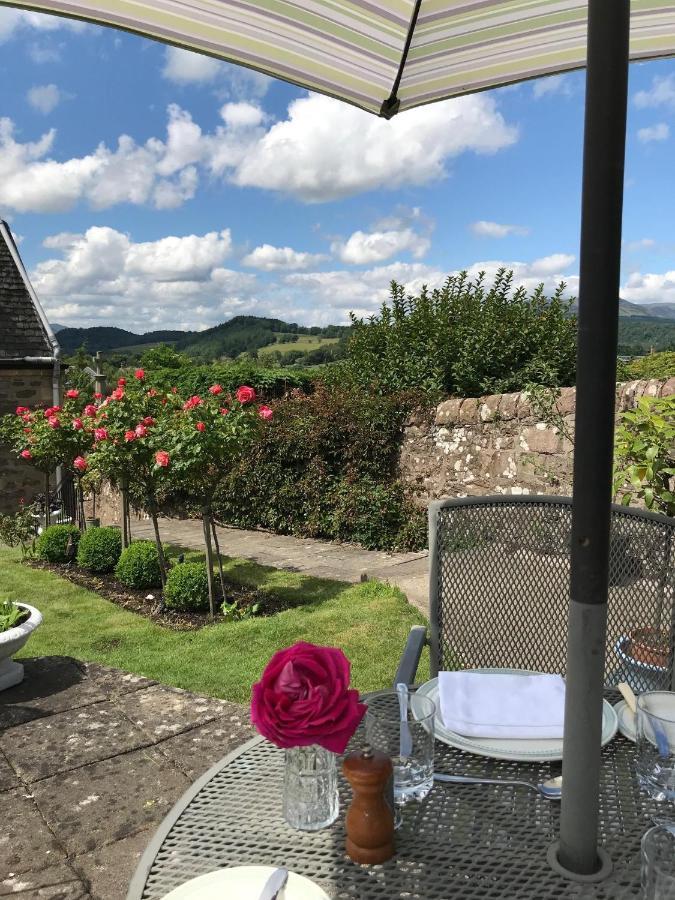 Leven House Bed And Breakfast Crieff Zewnętrze zdjęcie